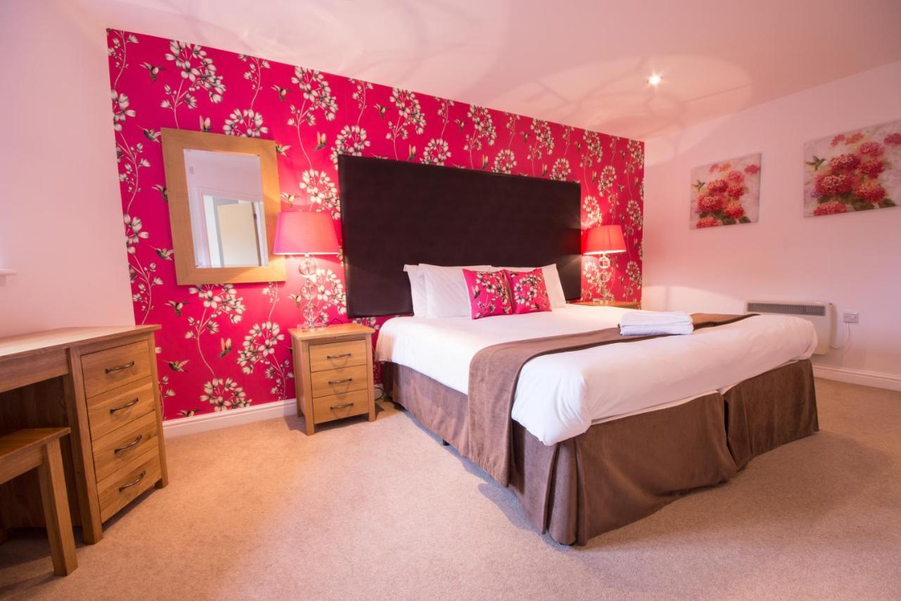 Hartington Cottage - Darwin Lake Holiday Village 马特洛克 外观 照片